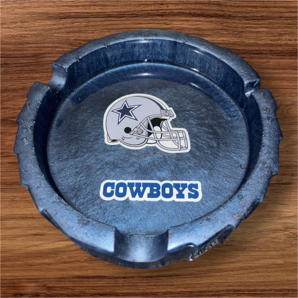 CUSTOMIZED HANDCRAFTED SPORTS TEAM ITEMS - Picture 9 of 11